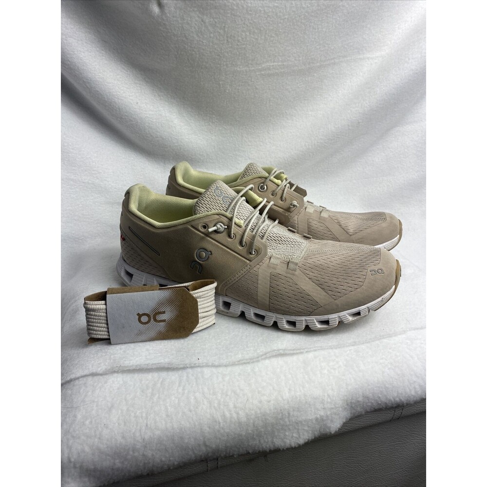 ON Running ON CLOUD 5 Women's Size 10 Sand/Pearl Running Athletic Shoes +laces